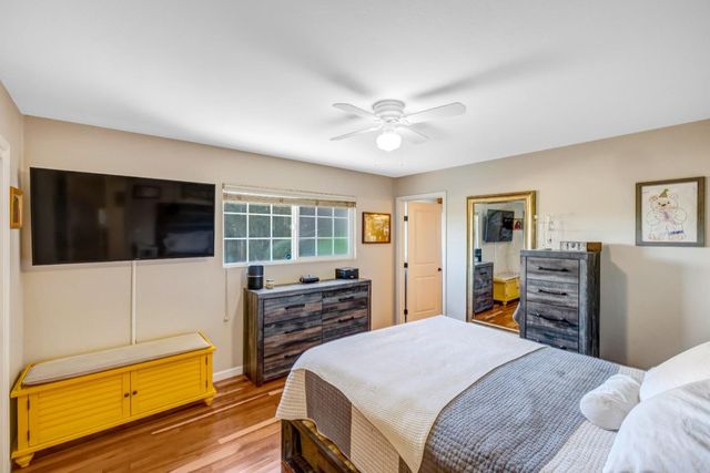 6900 Lakeview Drive, Salinas, CA 93907