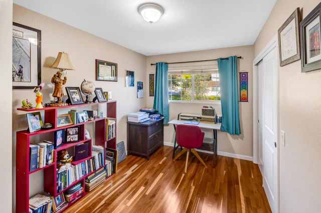 6900 Lakeview Drive, Salinas, CA 93907