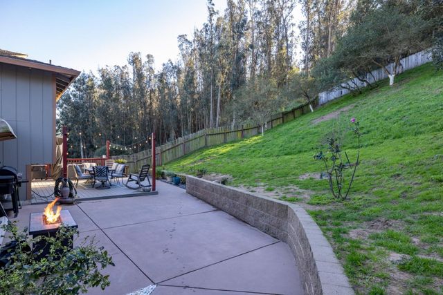 6900 Lakeview Drive, Salinas, CA 93907