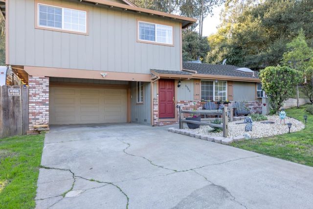 6900 Lakeview Drive, Salinas, CA 93907