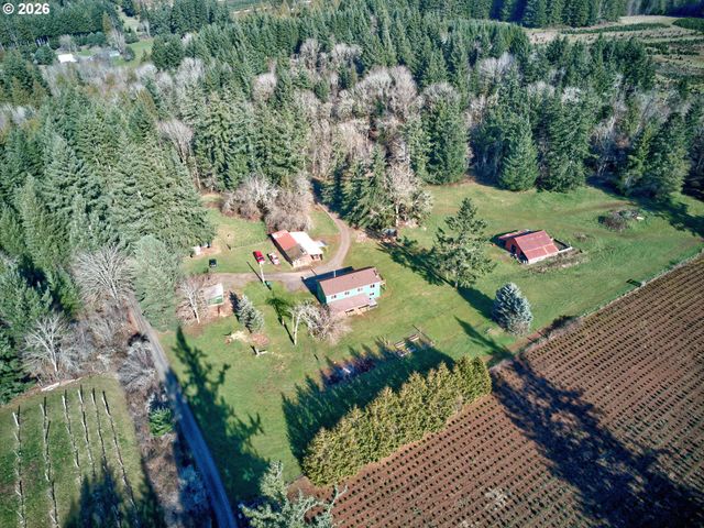 33318 Se FUNNY FARM Rd, Estacada, OR 97023