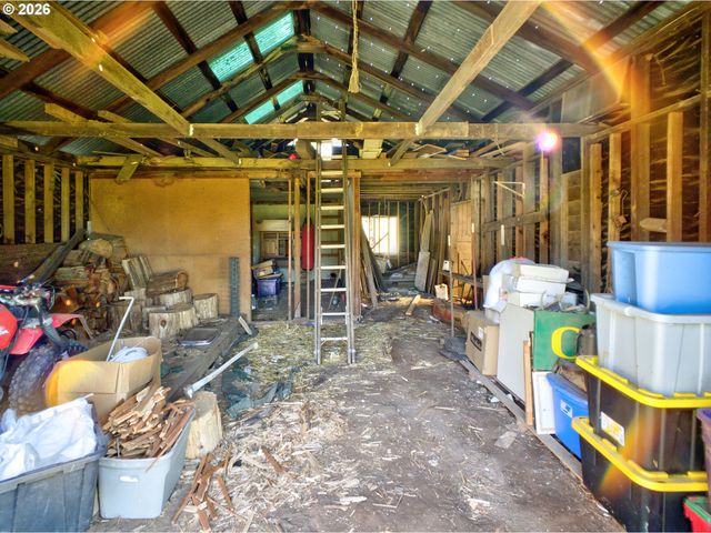 33318 Se FUNNY FARM Rd, Estacada, OR 97023