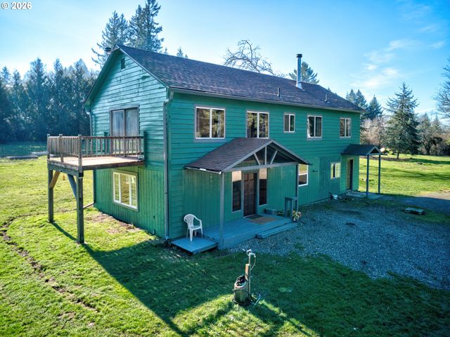 33318 Se FUNNY FARM Rd, Estacada, OR 97023