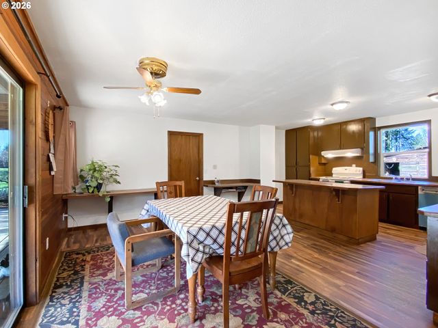 33318 Se FUNNY FARM Rd, Estacada, OR 97023