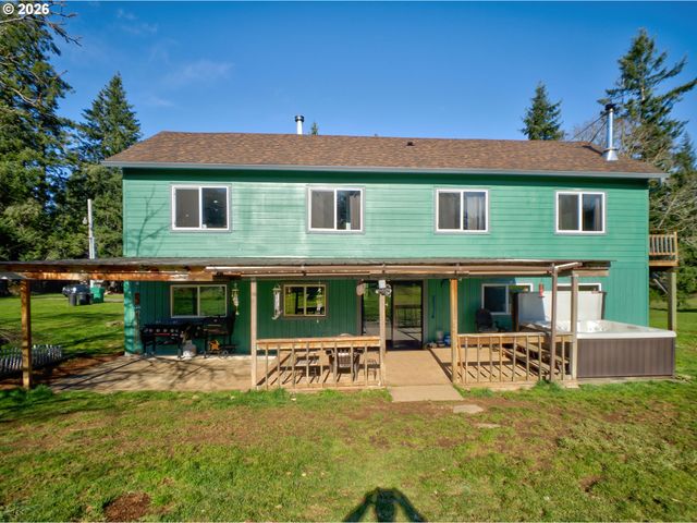 33318 Se FUNNY FARM Rd, Estacada, OR 97023