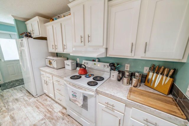 249 Willow Bend Drive, Defuniak Springs, FL 32433