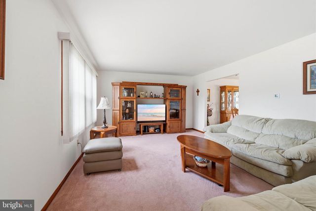 2495 CAVALLO DR, Vineland, NJ 08361