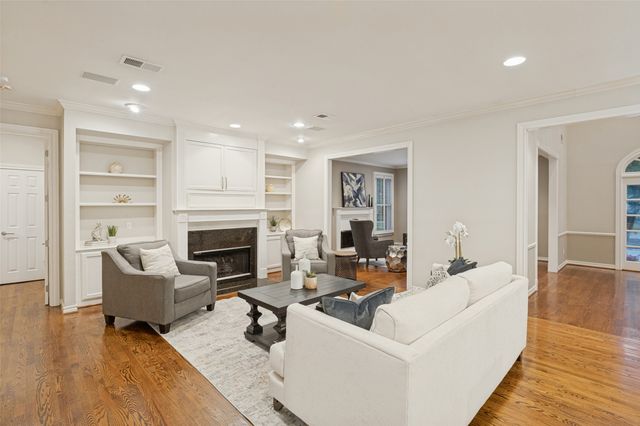 6617 Pine Valley Place, Fort Worth, TX 76132