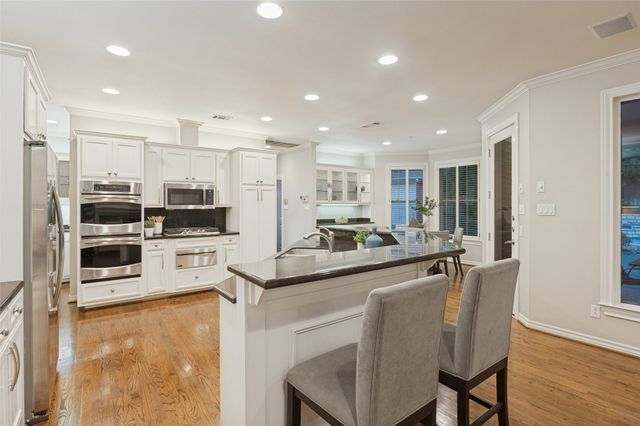 6617 Pine Valley Place, Fort Worth, TX 76132