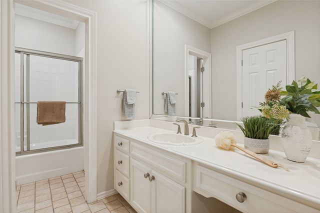 6617 Pine Valley Place, Fort Worth, TX 76132