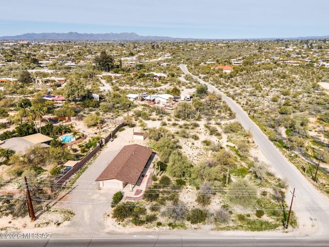1810 W Orange Grove Road, Tucson, AZ 85704