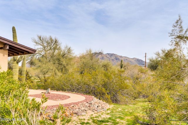 1810 W Orange Grove Road, Tucson, AZ 85704