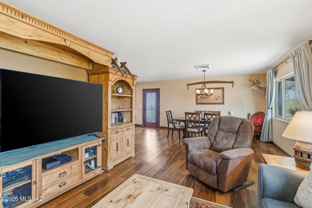 1810 W Orange Grove Road, Tucson, AZ 85704