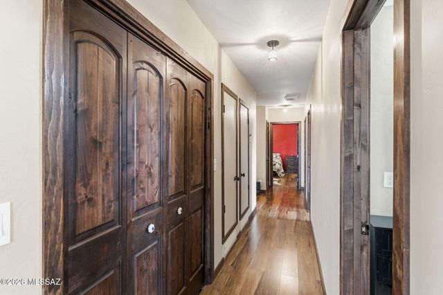 1810 W Orange Grove Road, Tucson, AZ 85704