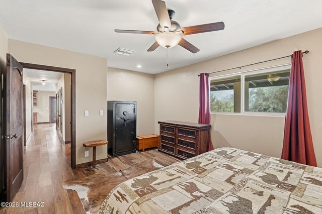 1810 W Orange Grove Road, Tucson, AZ 85704