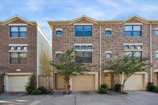 2710 Hullsmith Drive 1104, Houston, TX 77063
