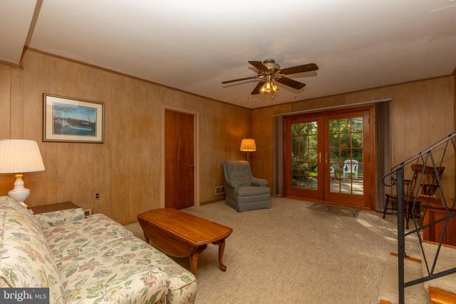2701 DORIS DR, Wilmington, DE 19803