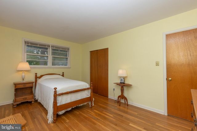 2701 DORIS DR, Wilmington, DE 19803