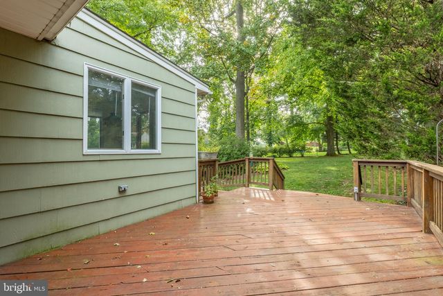 2701 DORIS DR, Wilmington, DE 19803