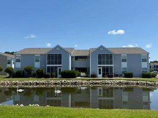 8768 Cloister Dr Apt C, Surfside Beach, SC 29575