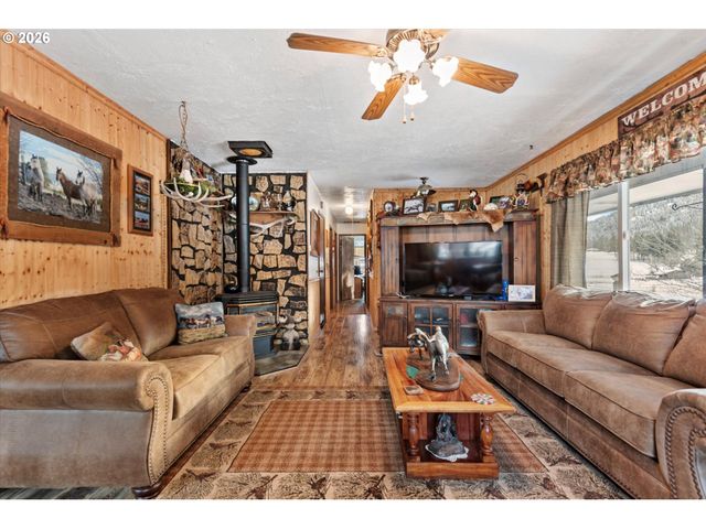 71459 Valley View Rd, Elgin, OR 97827