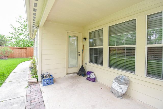 19822 Breezy Cove Court, Tomball, TX 77375