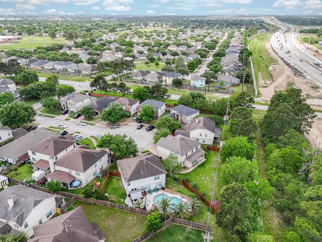 19822 Breezy Cove Court, Tomball, TX 77375