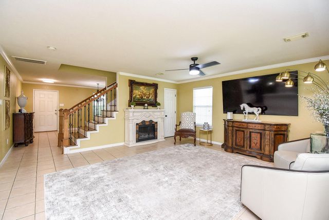 19822 Breezy Cove Court, Tomball, TX 77375