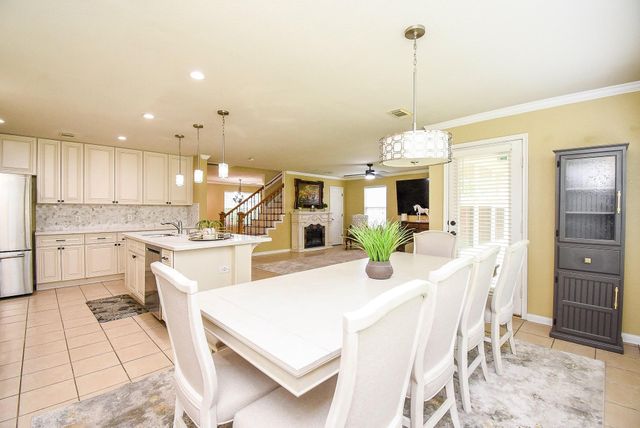 19822 Breezy Cove Court, Tomball, TX 77375