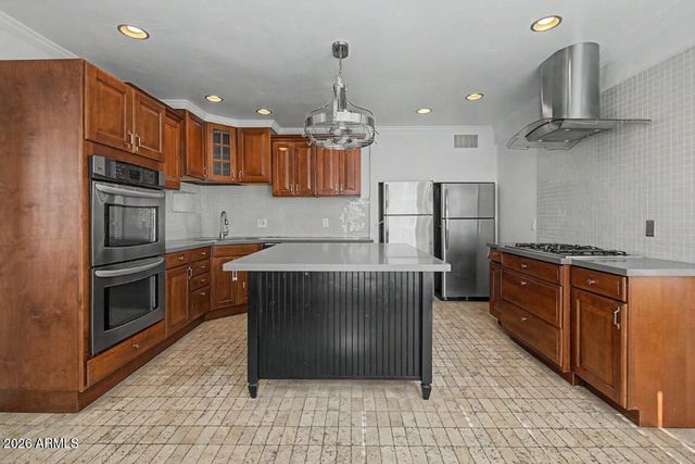 1118 W LYNWOOD Street, Phoenix, AZ 85007