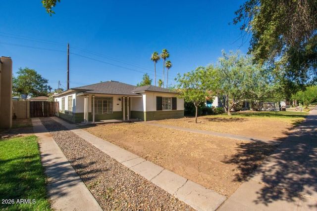 1118 W LYNWOOD Street, Phoenix, AZ 85007