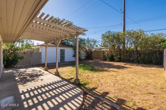 1118 W LYNWOOD Street, Phoenix, AZ 85007