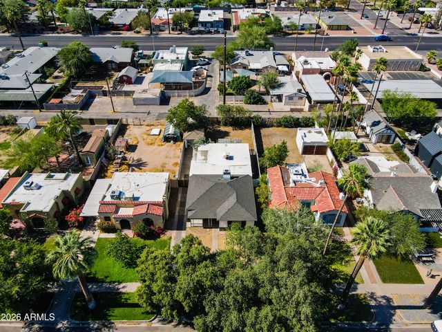 1118 W LYNWOOD Street, Phoenix, AZ 85007