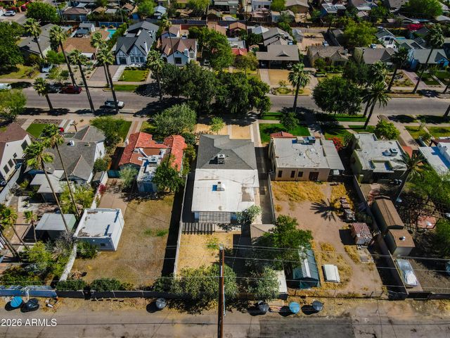 1118 W LYNWOOD Street, Phoenix, AZ 85007