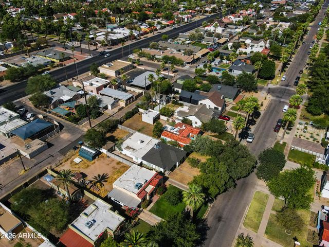 1118 W LYNWOOD Street, Phoenix, AZ 85007