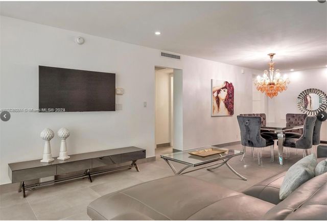 4001 S Ocean Dr 9F, Hollywood, FL 33019