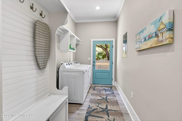 2208 Gulf Avenue, A, Gulfport, MS 39501