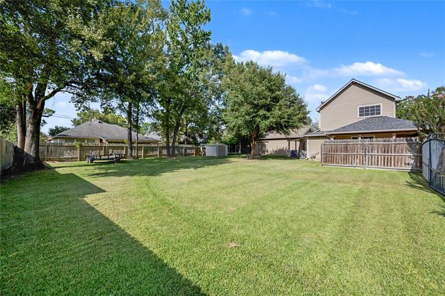2910 & 2914 Skimmer Way, Crosby, TX 77532