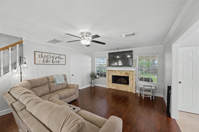 2910 & 2914 Skimmer Way, Crosby, TX 77532