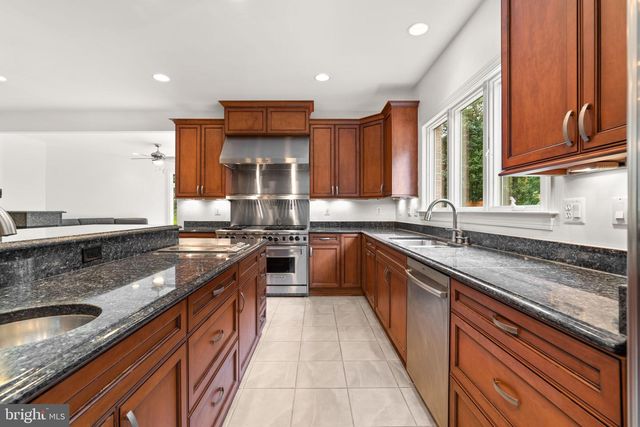 3081 EMERALD VALLEY RD, Ellicott City, MD 21042