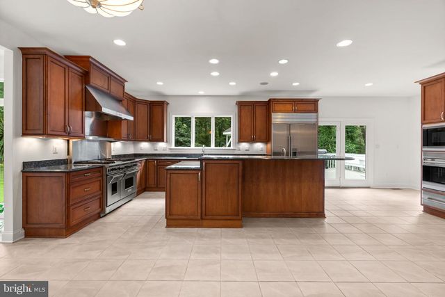 3081 EMERALD VALLEY RD, Ellicott City, MD 21042