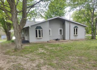 6667 6 1/2 Mile Road, East Leroy, MI 49051