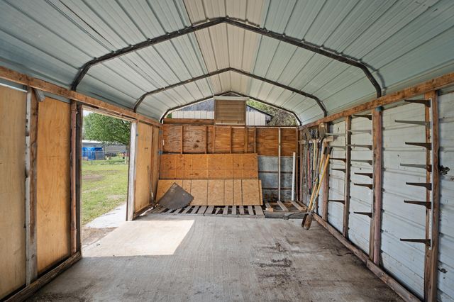 26705 S Elk Drive, Afton, OK 74331