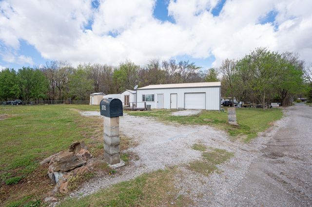 26705 S Elk Drive, Afton, OK 74331