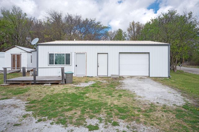 26705 S Elk Drive, Afton, OK 74331