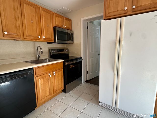 94 Garden Drive, Fairfield, CT 06825