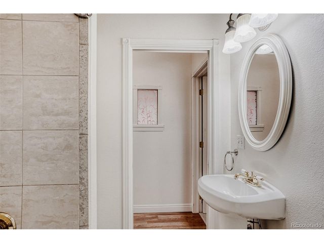 461 S Clarkson St, Denver, CO 80209