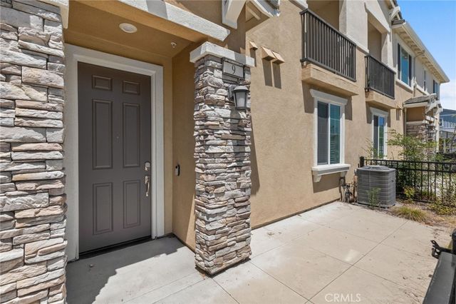 16571 Wyndham, Fontana, CA 92336