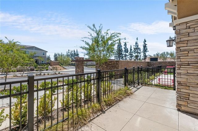 16571 Wyndham, Fontana, CA 92336
