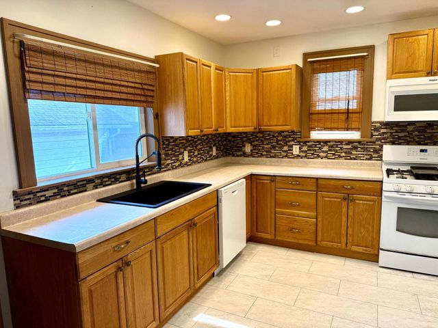 805 6th Avenue SE, Austin, MN 55912